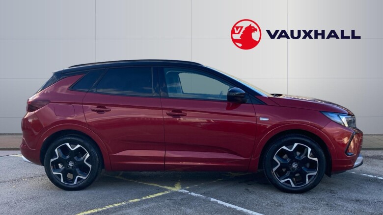 Vauxhall Grandland 1.2 Turbo Ultimate 5dr Petrol Hatchback